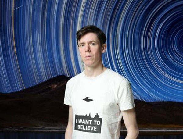 Toronto Actor-playwright Brings Aliens and UFOs to the Stage