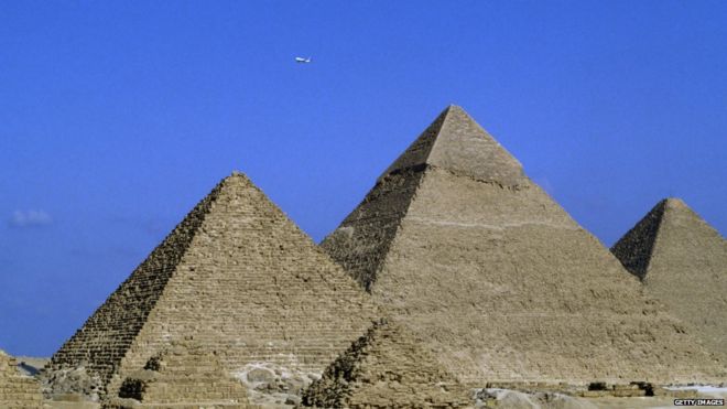 Elon Musk Tweets Pyramids Were Built by Aliens, Egypt Says No