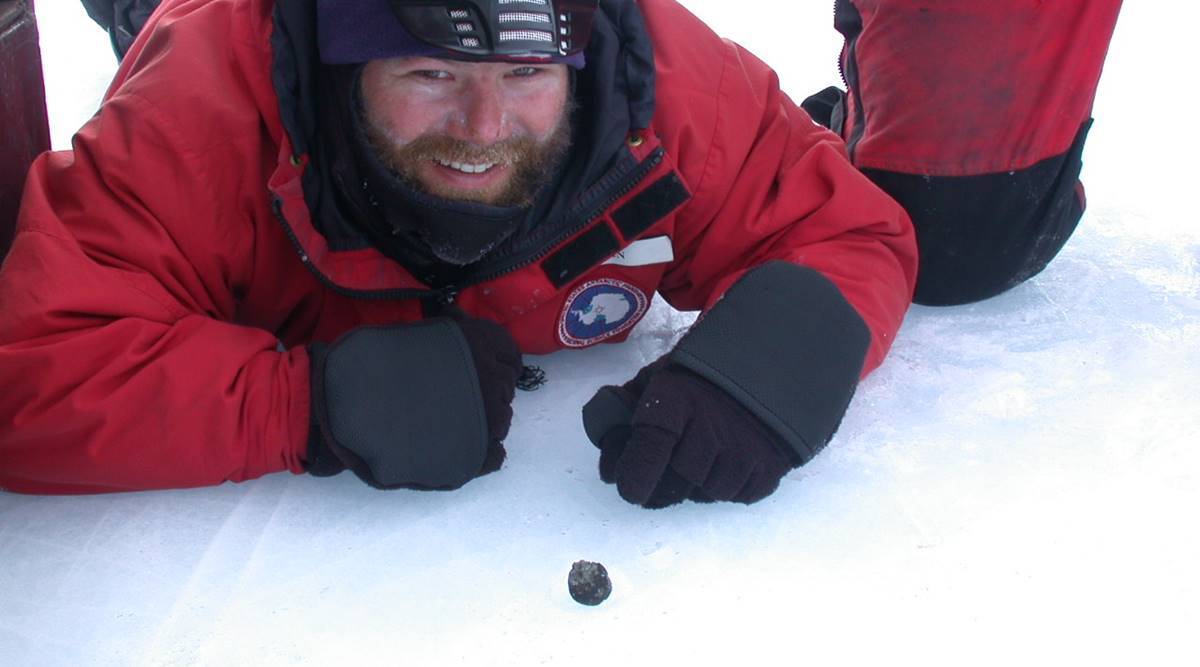 Ancient Meteorite Found in Antarctica Holds 'Key' to Life Mystery