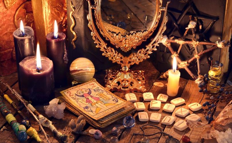 Survey Shows Witchcraft Rising in US as Christianity Declines