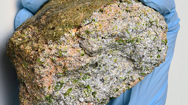 Strange Green Meteorite Older Than the Earth Discovered