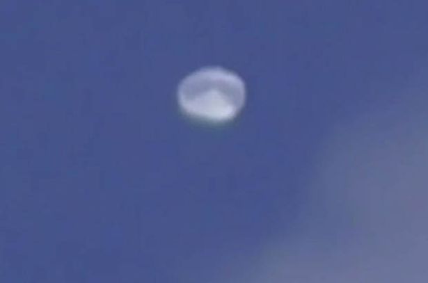 Eerie Footage Shows UFO in the Skies Near Historic Machu Picchu