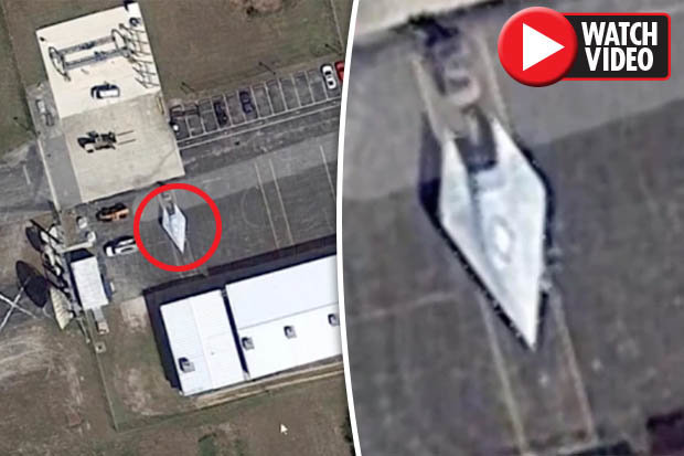 Google Earth Snaps Mystery Craft at Aerospace Facility