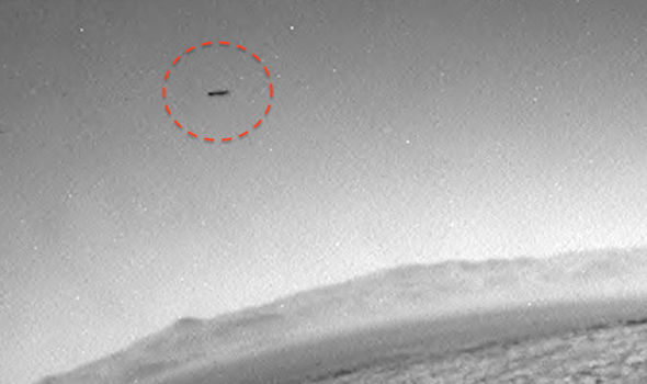 Another Mars 'UFO' Appears in NASA Curiosity Photo