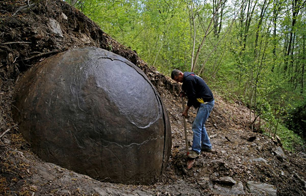 Bosnian Archaeologist Claims Giant Sphere is Sign of Ancient Civilisation