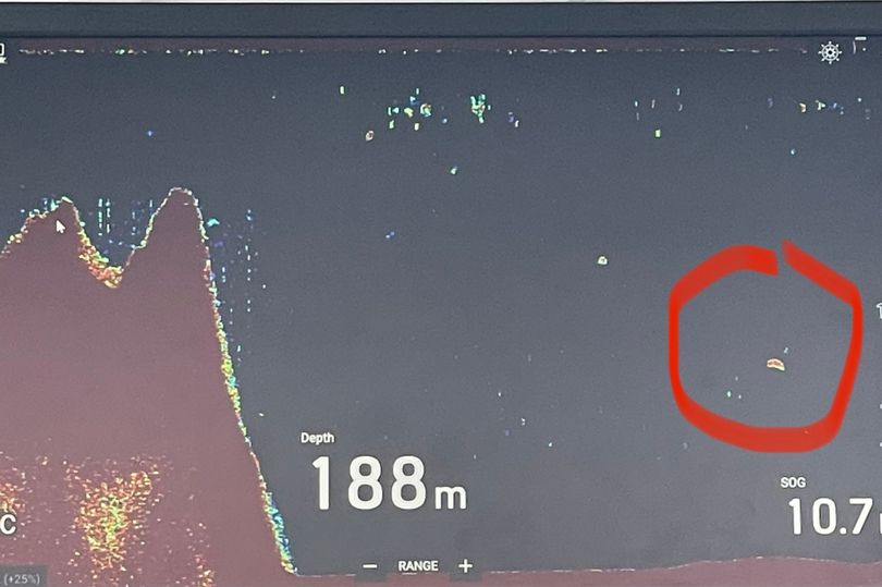 Tourist Spots Loch Ness Monster on Sonar?