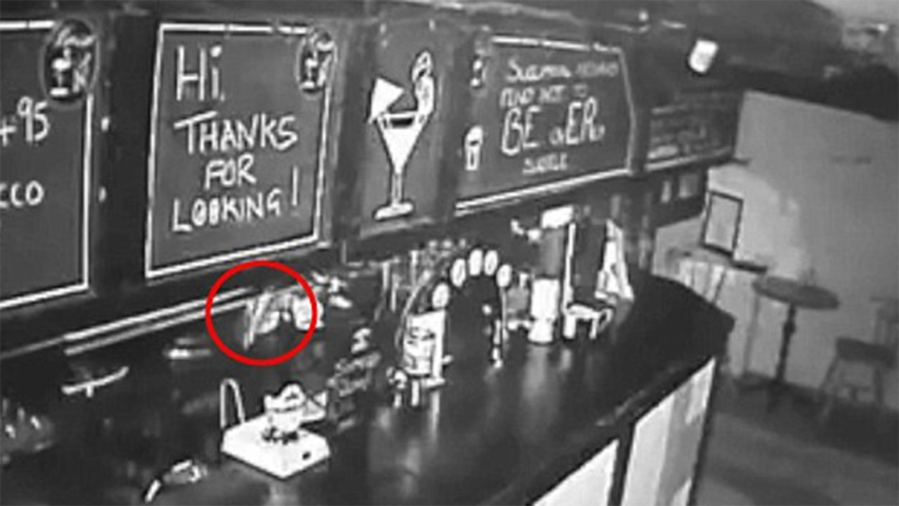 CCTV Captures Pub 'Poltergeist' Throwing Glasses