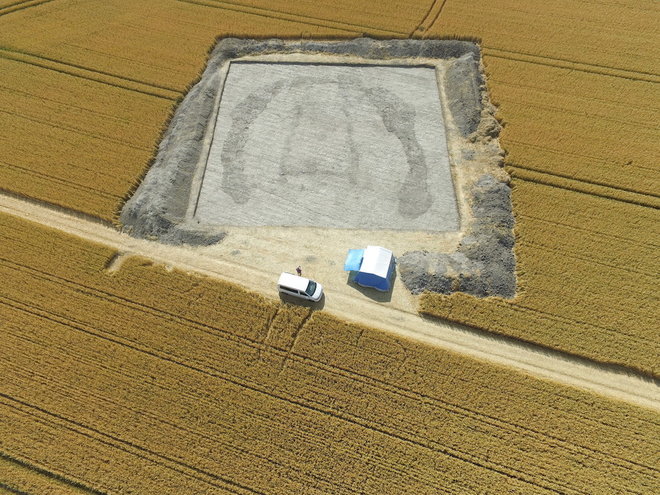 Ancient 'House of the Dead' Unearthed Near Stonehenge