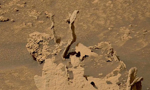 Curiosity Rover Finds 'Twisty Rock Towers' on Mars