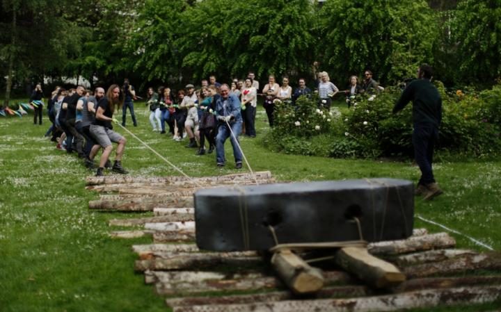 Stonehenge Wasn't So Hard to Build After All, Claim Archaeologists