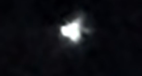 Illinois UFO Described as Five Orbs Inside Bright Light