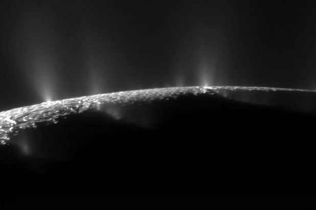 Scientists Find Organic Molecules on Saturn's Moon Enceladus