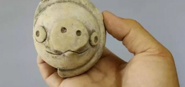 Ancient Figurine Looks Like 'Angry Birds' Pig