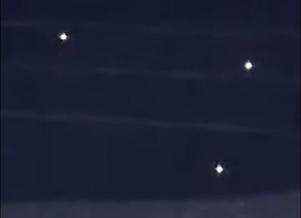 'Triangular UFO' Filmed in Pennsylvania