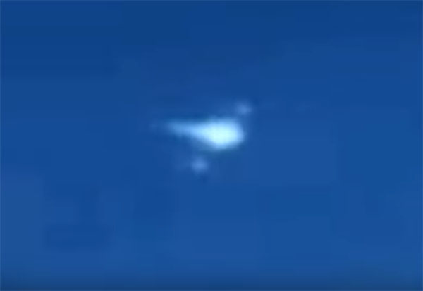 Multiple Witnesses Film Mysterious Fireball Over Norway