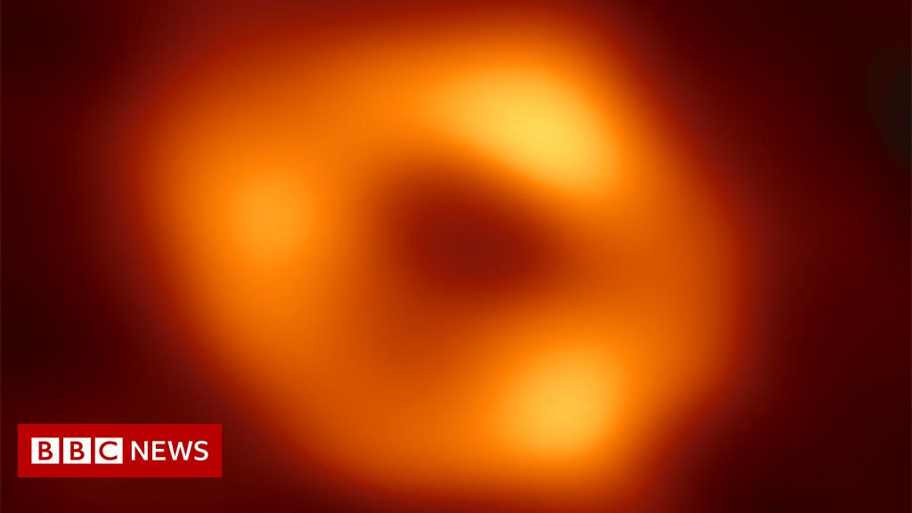 First Image of Black Hole at the Centre of the Galaxy Revealed