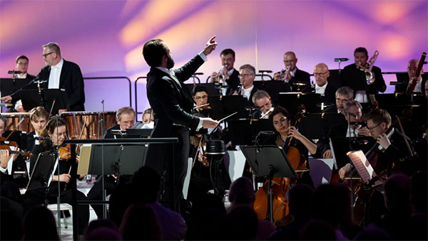 'Blue Danube' Beamed into Space to Celebrate Strauss' Birthday