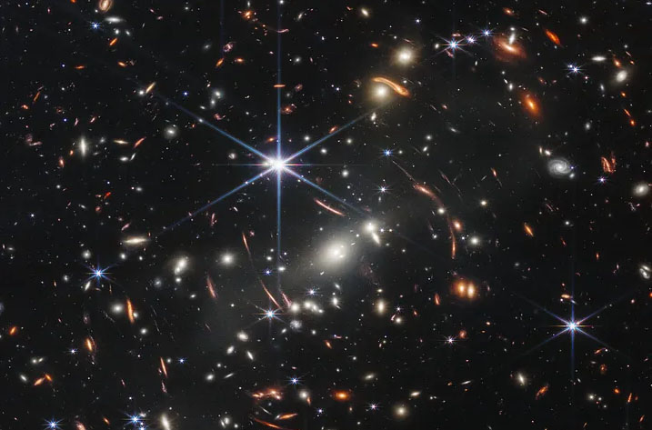 Avi Loeb Offers Bet to Elon Musk That ET Life Can Be Found