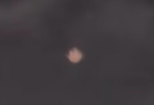 Puzzling UFO Filmed over Turkish City