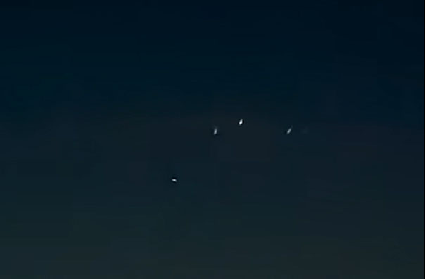 Flickering UFO Filmed by Confounded Witnesses in Argentina