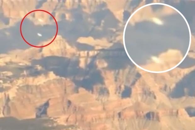 Two 'UFOs' Filmed Flying over the Grand Canyon