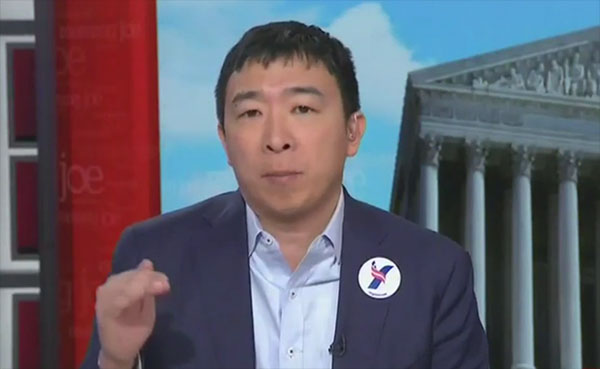 Presidential Candidate Andrew Yang Says UFOs 'Probably' Exist