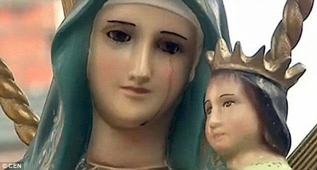Virgin Mary Statue 'Crying a Tear of Blood' Prompts Mass Pilgrimage