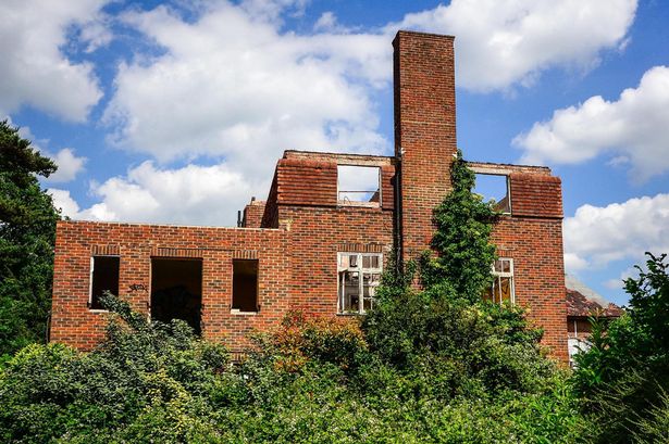 'Possessed' School to Be 'Exorcised' Before Demolition