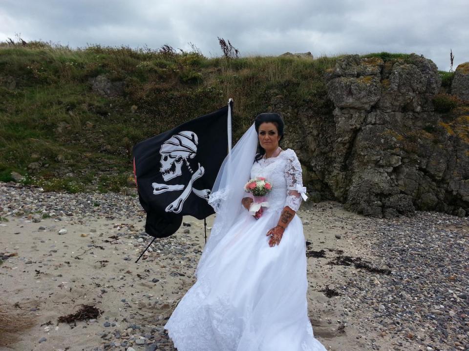 Woman 'Marries Ghost of 300-year-old Pirate'