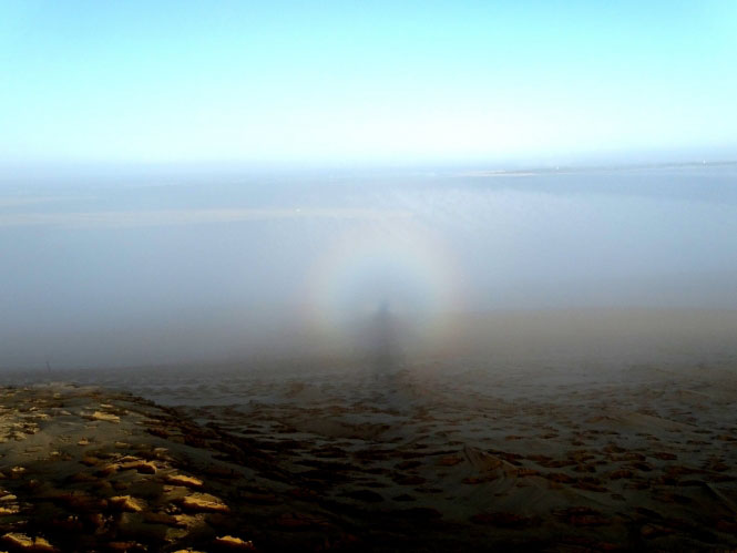 Photographer Captures 'Ghost-like' Mirage in France