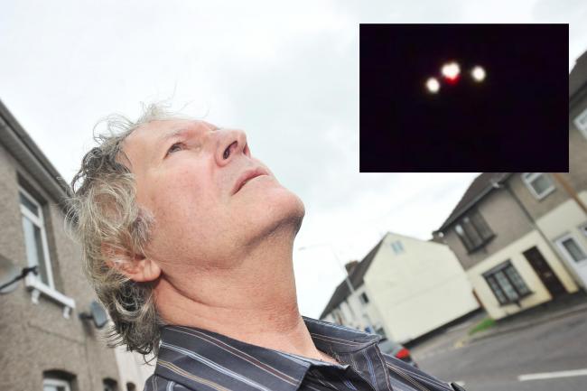 Triangular UFO Recorded in the Skies of Swindon