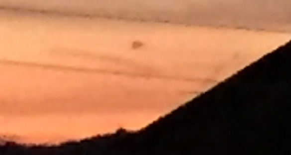 British Witness Photographs 'Triangular UFO'