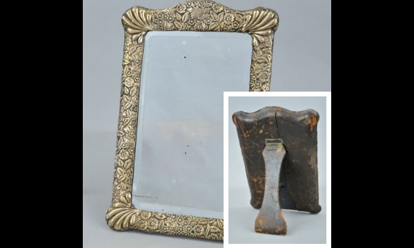 Titanic Captain's 'Haunted' Mirror up for Auction