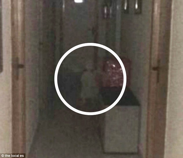 Spanish Councillor Snaps Ghostly Image in Office Hallway