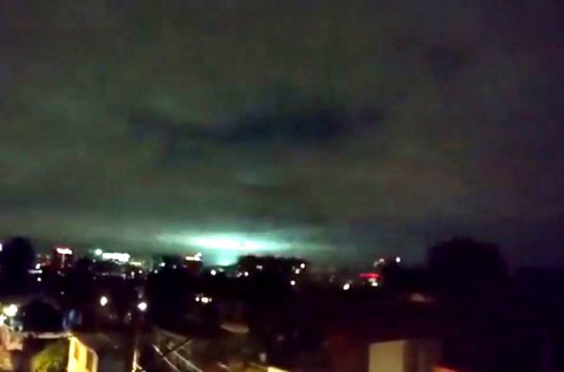 Mysterious Lights Witnessed Following Mexico Earthquake