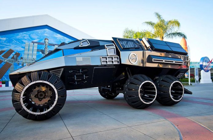 NASA Unveils Six-wheeled Mars Rover with Full Laboratory