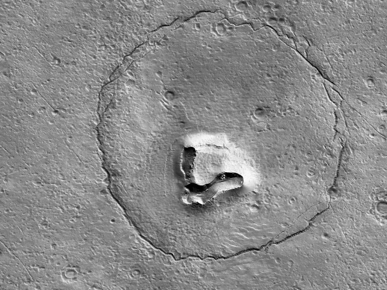 'Face of Teddy' Spotted on Mars