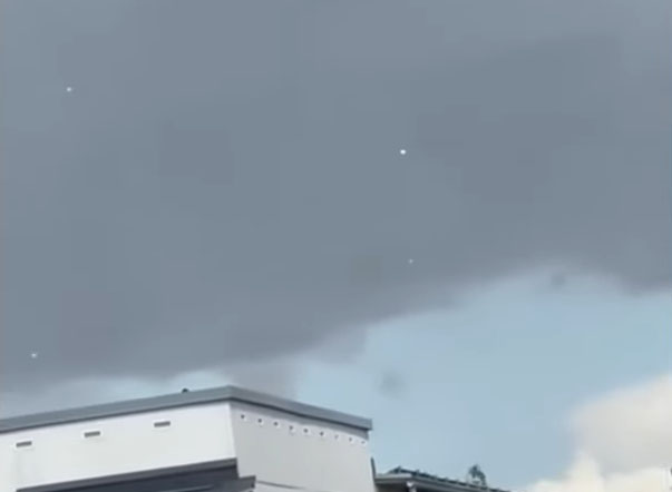 Flotilla of Flickering 'UFOs' Filmed in Finland