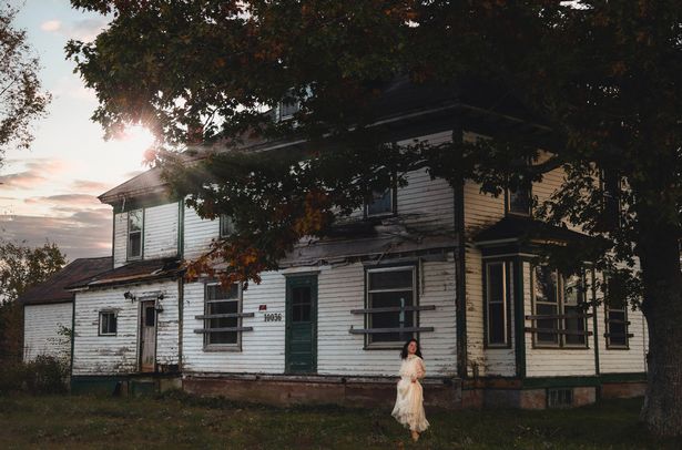Abandoned 'Suicide Haunting' House Soon to Be Demolished