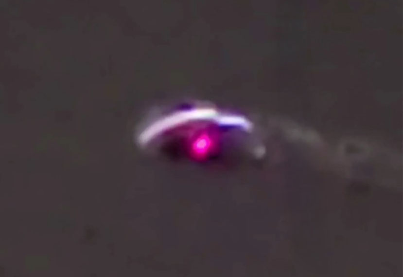 Footage Shows Russians Firing at 'UFO Helicopter' over Moscow