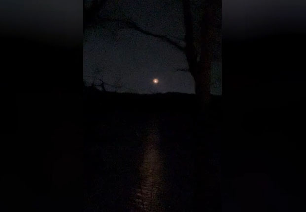 Police Officer Captures Video of Suspected UFO in Connecticut