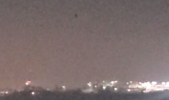 'Pitch-black UFO' Recorded Drifting over Los Angeles