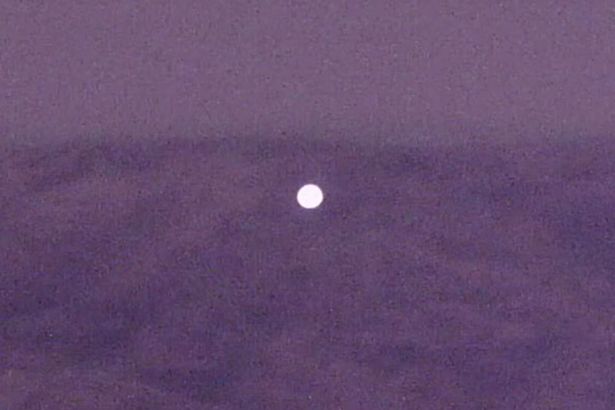 Eerie Footage Captures Floating 'UFO' in Sky Above Las Vegas