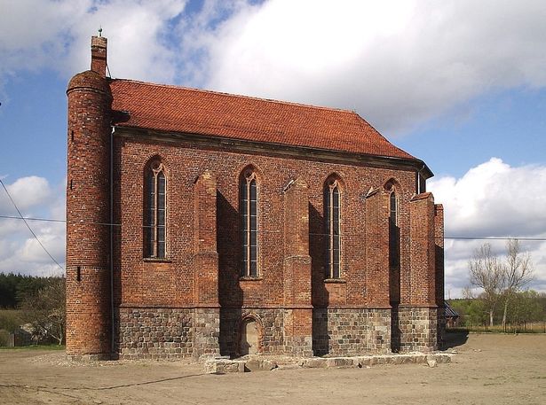 Holy Grail Hunters Uncover Secret Crypt in Ancient Church