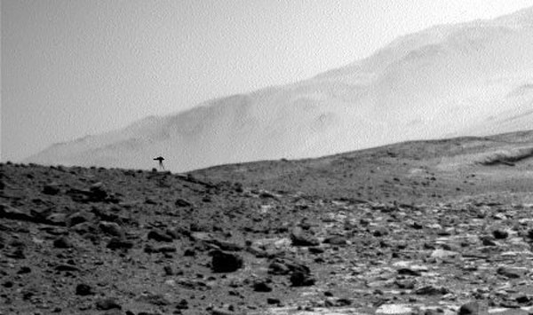 Mystery 'Tripod' Spotted in Photograph Taken by Mars Rover?