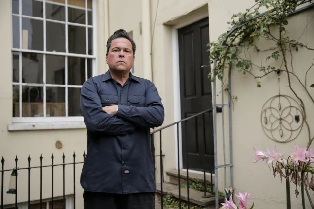 British TV Star 'Freaked Out' by 'Ghost of Dead Opera Singer'